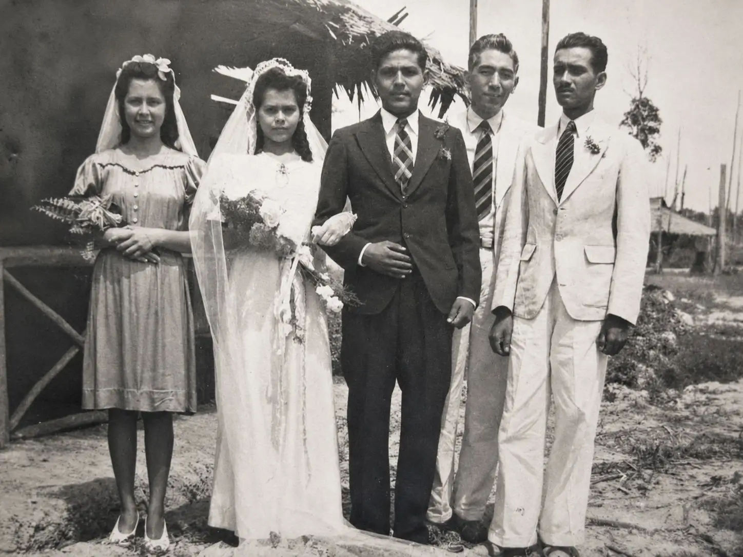 Luke De Souza and his wife with flower girl Gwen Perry